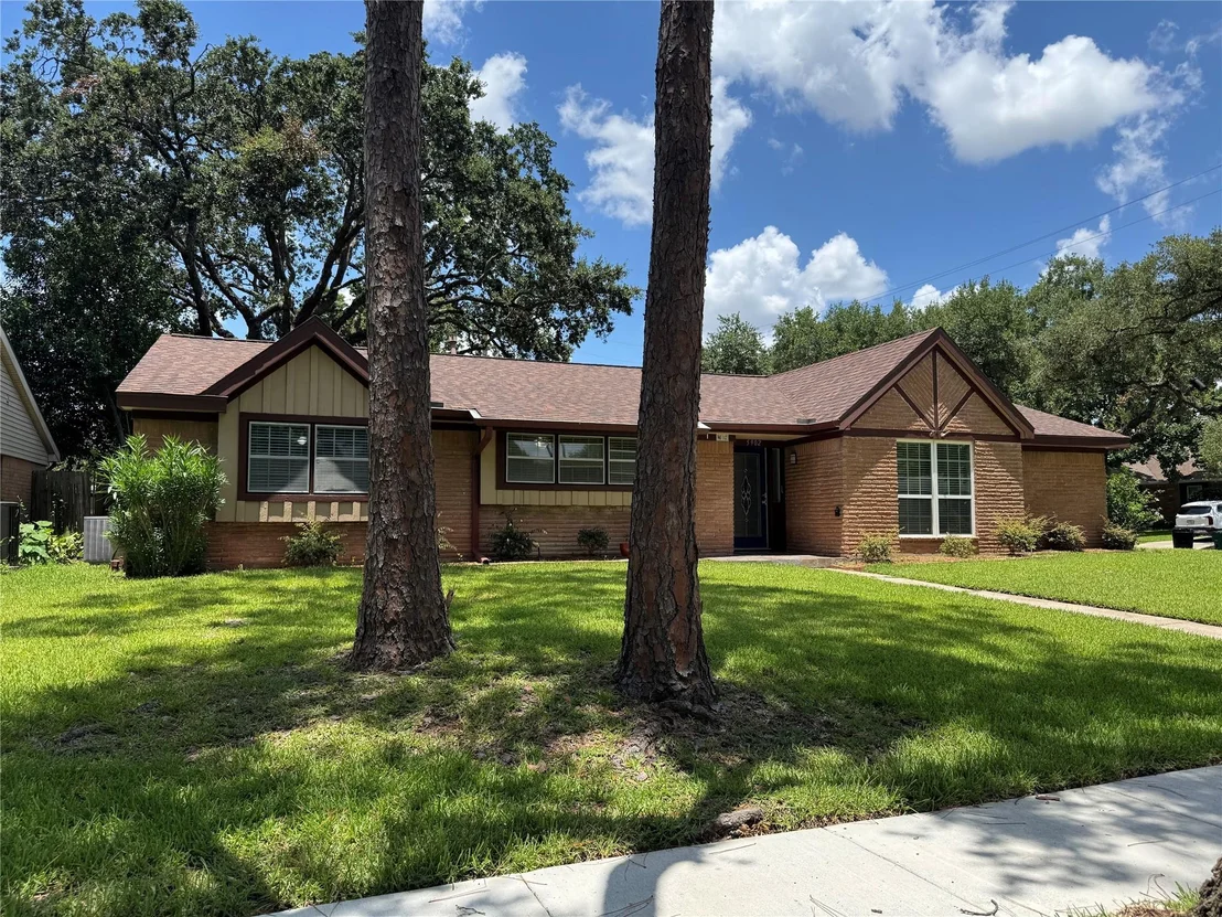Photo of 5902 Arboles Drive