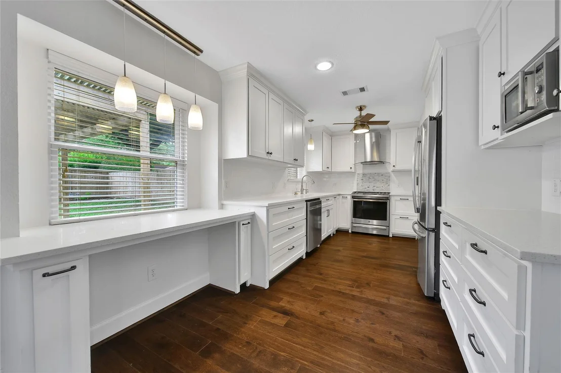 Photo of 995 Curtin Street