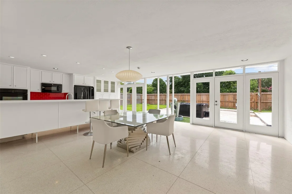 Photo of 10211 Willowgrove Drive
