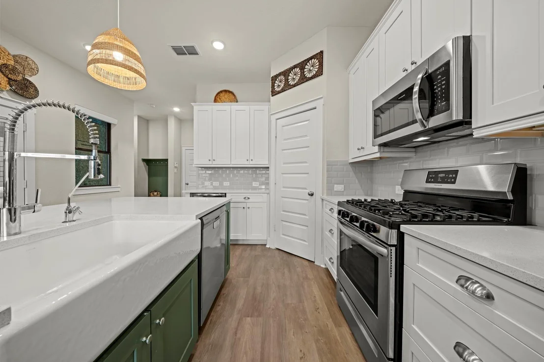 Photo of 18507 Parkland Square Place