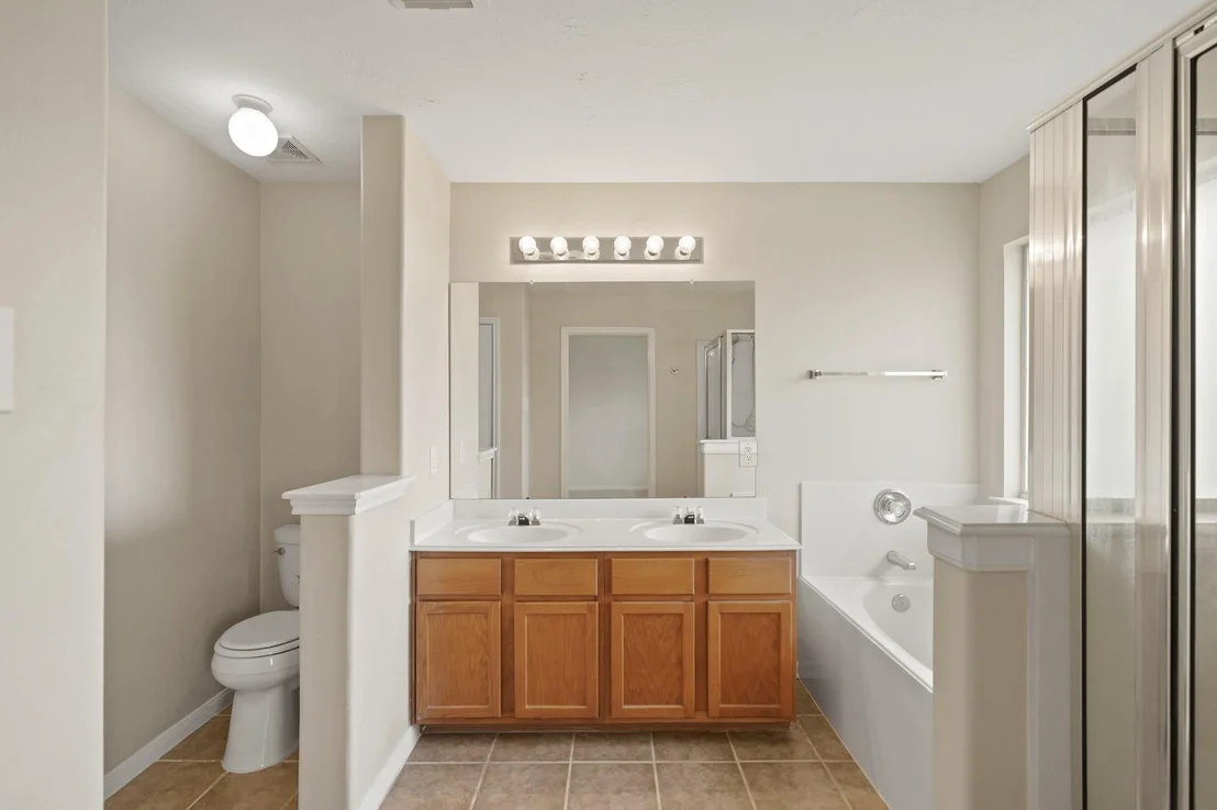 Photo of 2715 Silk Tree Lane