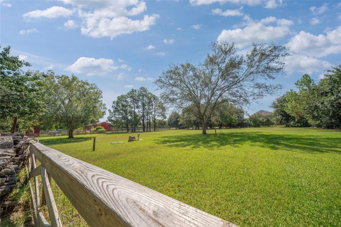 Photo of 26751 Willow Lane
