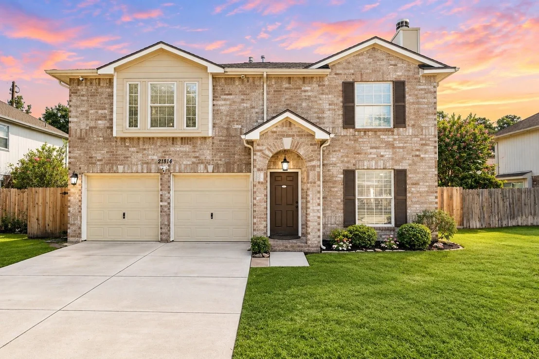 Photo of 21814 Long Castle Drive