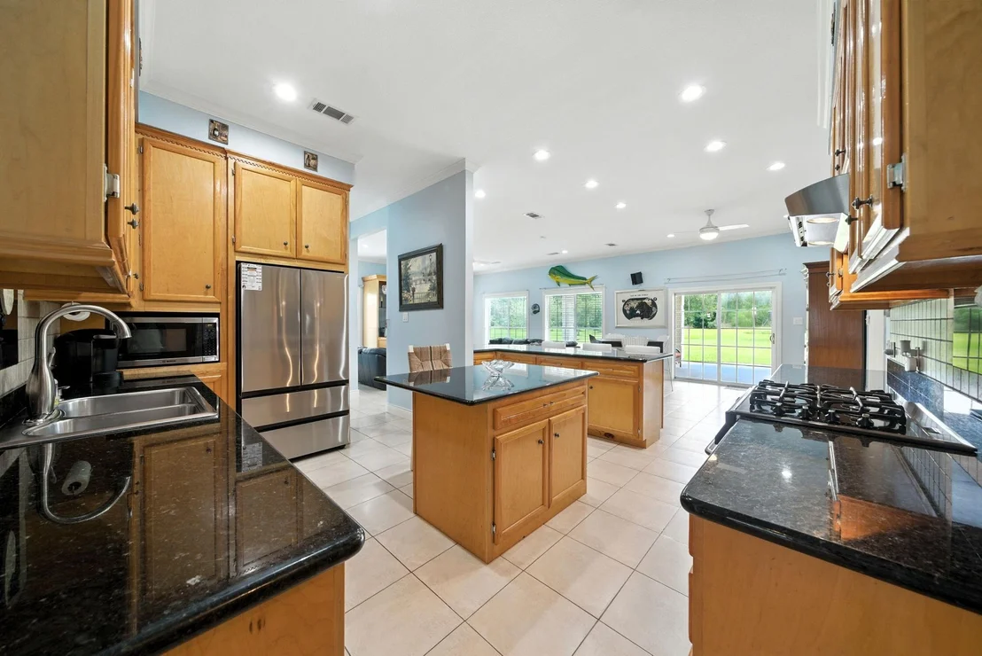 Photo of 15402 Long Road