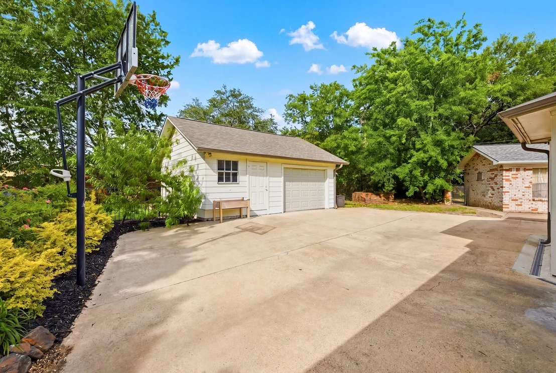 Photo of 3613 Sunnybrook Lane