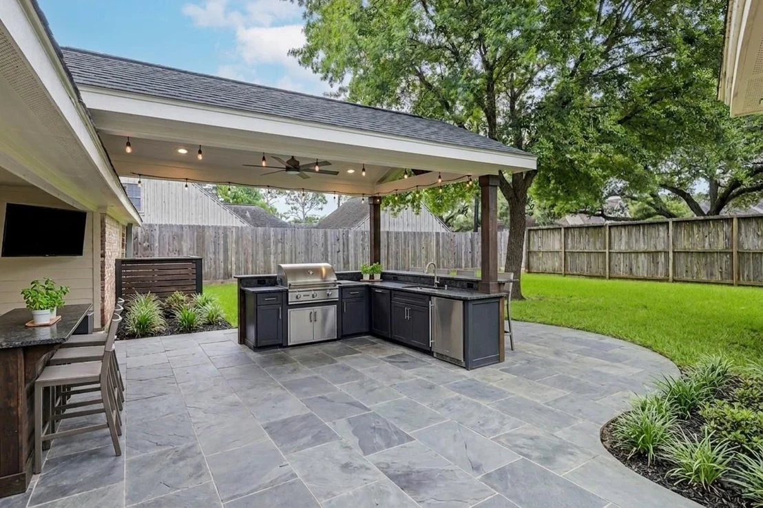 Photo of 7827 Meadowbriar Lane