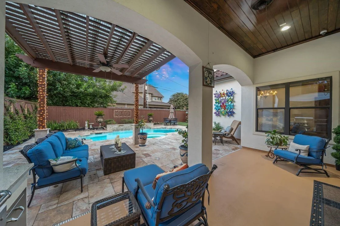 Photo of 1226 Chippendale Road