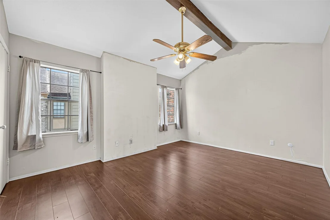 Photo of Unit B3 at 9901 Sharpcrest Street