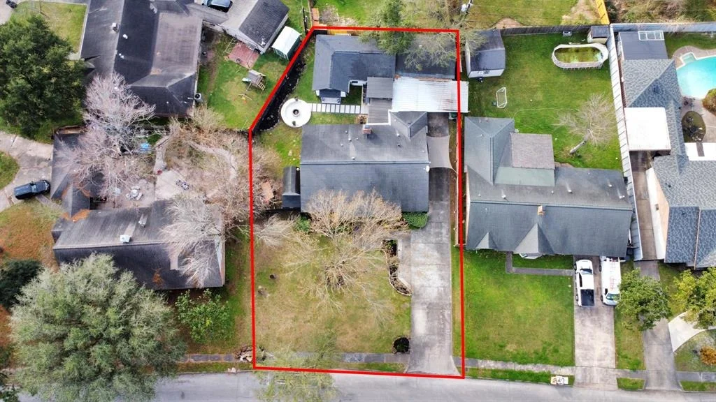 Photo of 2014 Forest Oaks Drive