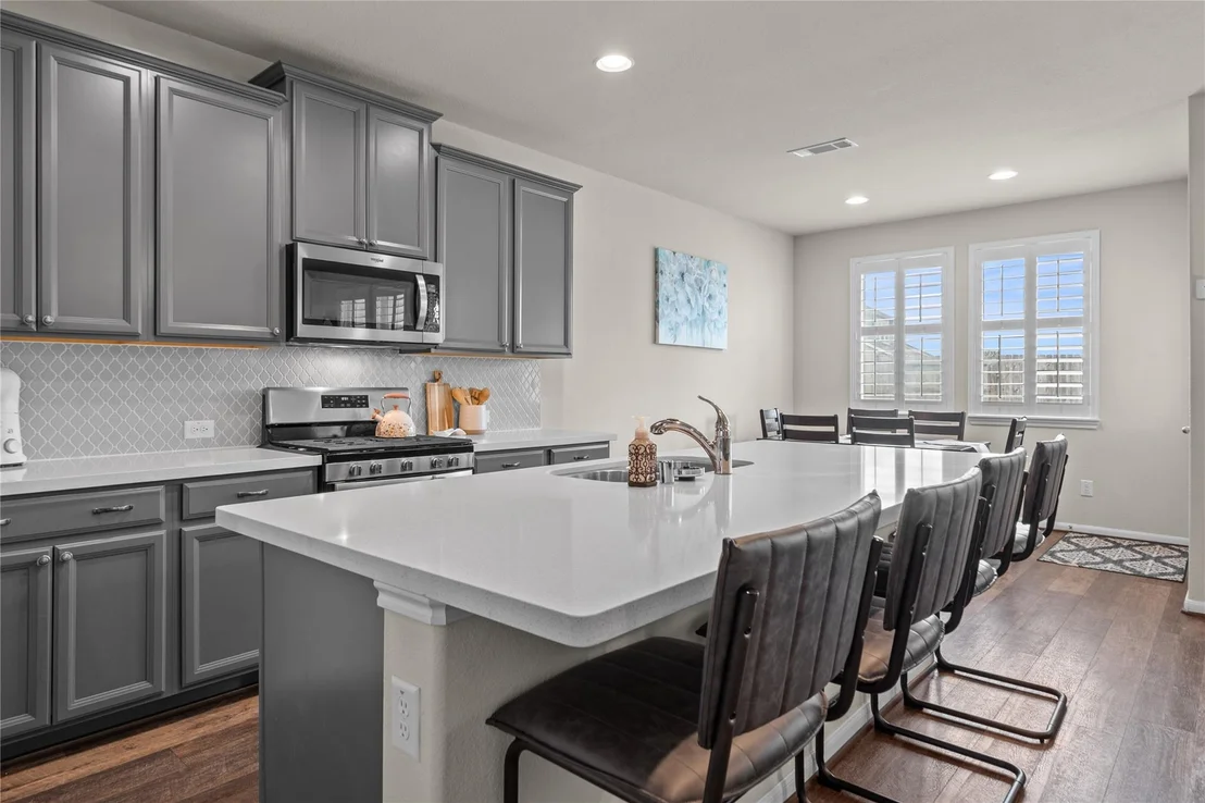 Photo of 9447 Summer River Drive