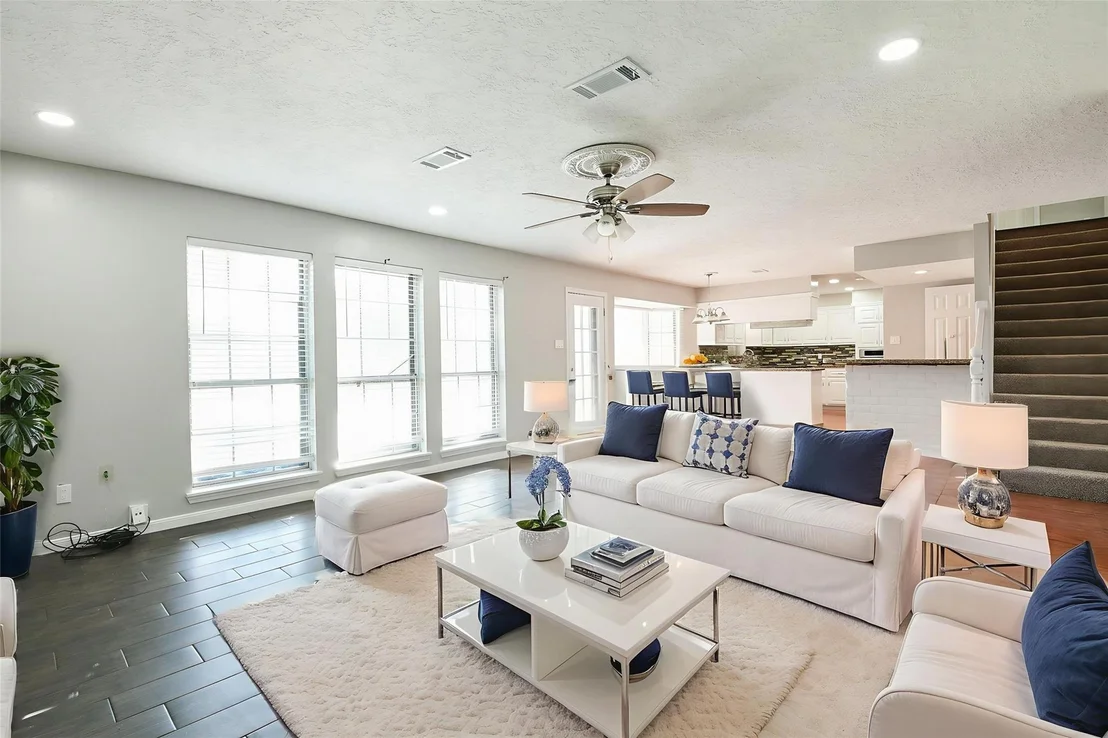 Photo of 1007 Maranon Lane