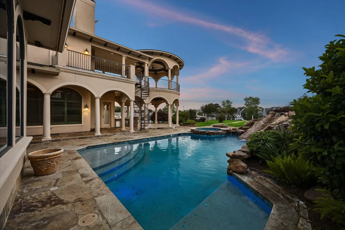 Photo of 503 Constellation Boulevard