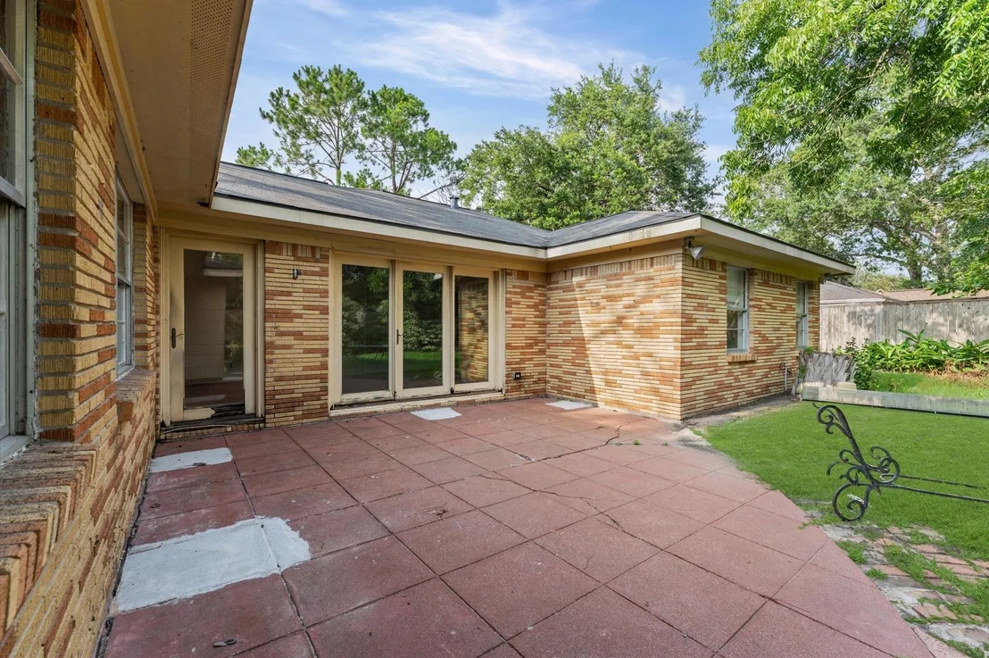 Photo of 3123 Broadmead Drive