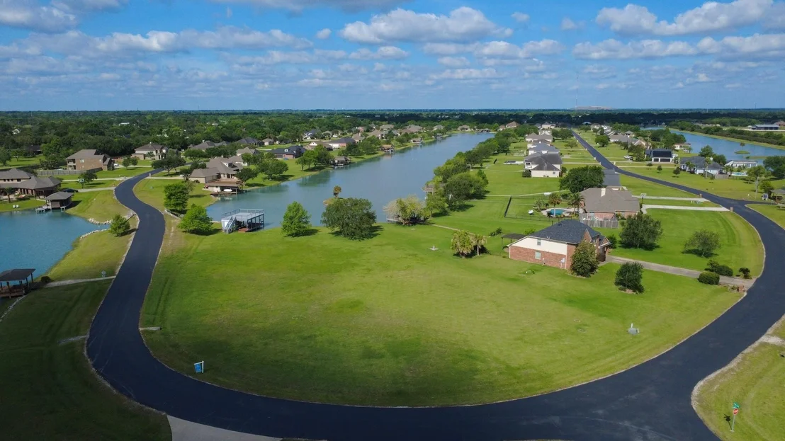 Photo of 226 Lago Circle Drive N