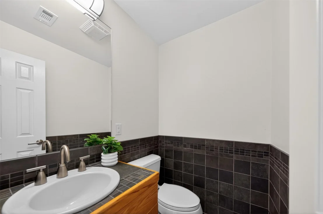 Photo of 20998 Kiva Circle