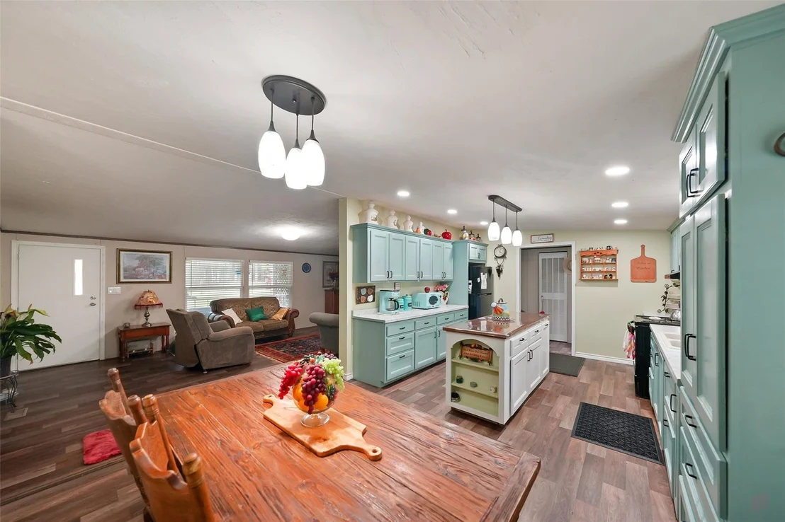 Photo of 747 Timbergrove