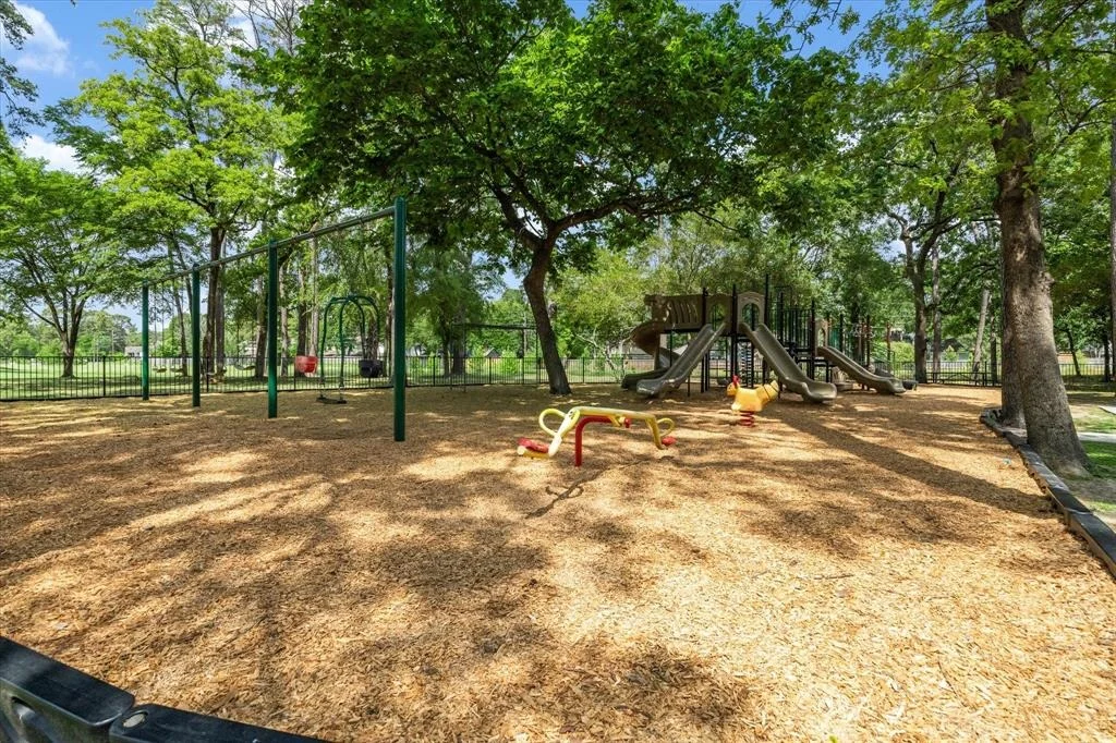 Photo of 14942 Spring Lake Drive