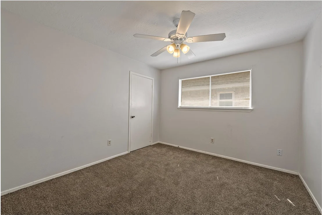 Photo of 11331 Rousseau Drive
