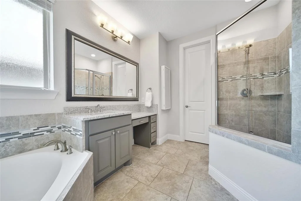 Photo of 19 N Wheatleigh Drive