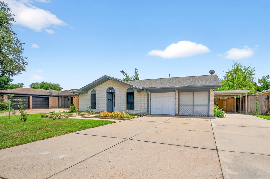 Photo of 7207 Pine Grove Drive