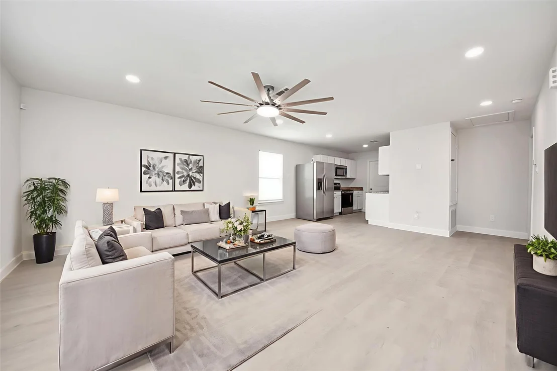 Photo of 16124 Brettwood Lane