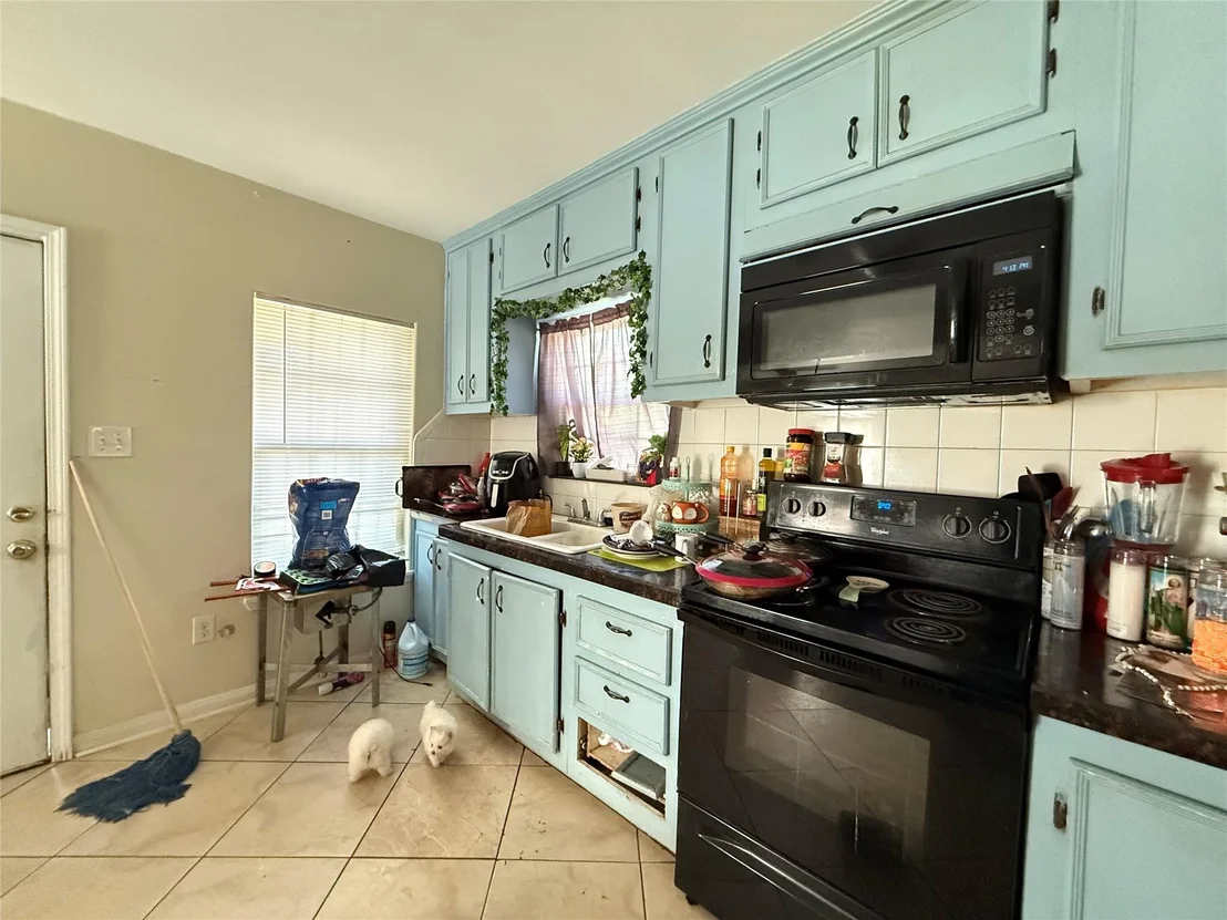 Photo of 6626 Laredo
