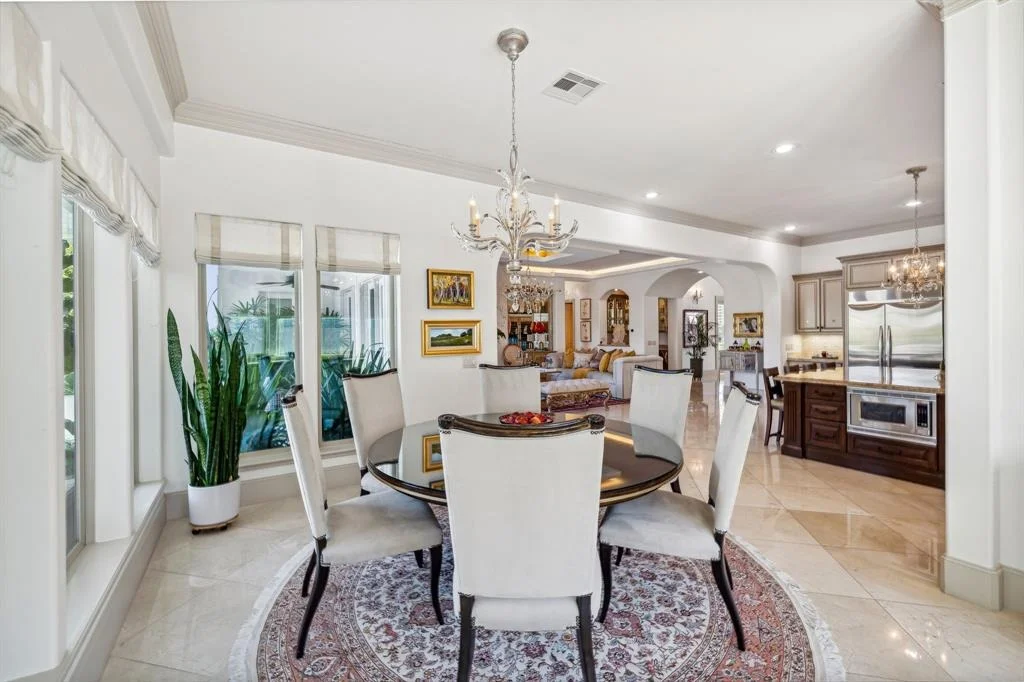 Photo of 5642 Terwilliger Way