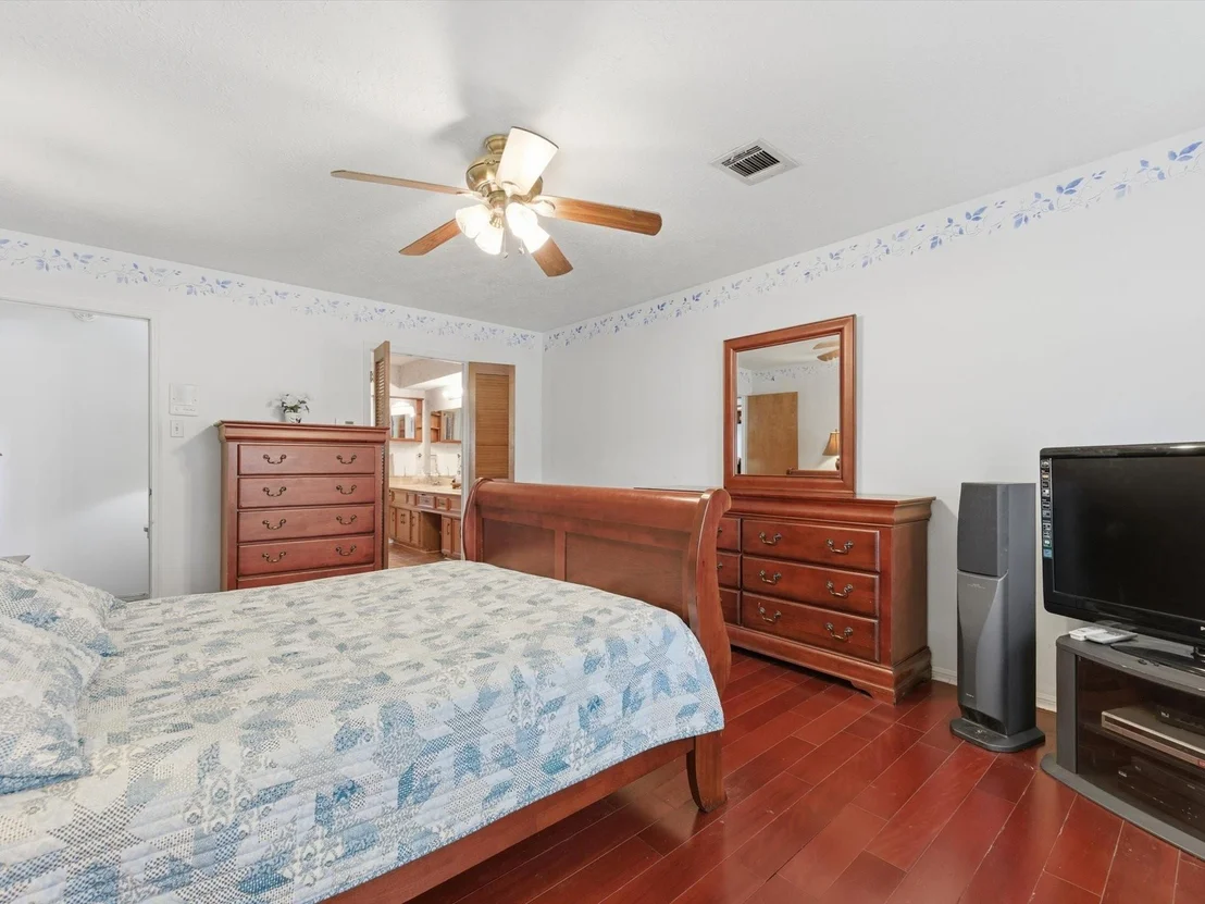 Photo of 5226 Springton Lane