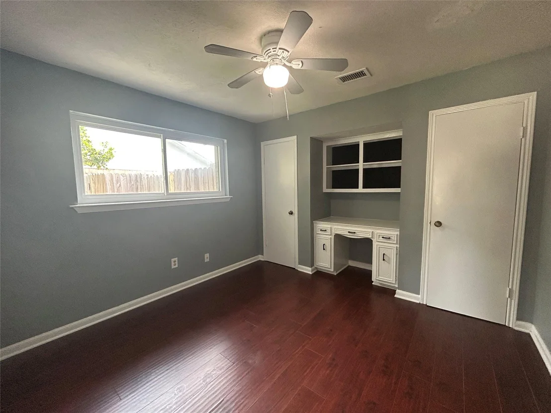 Photo of 210 Oleander Street