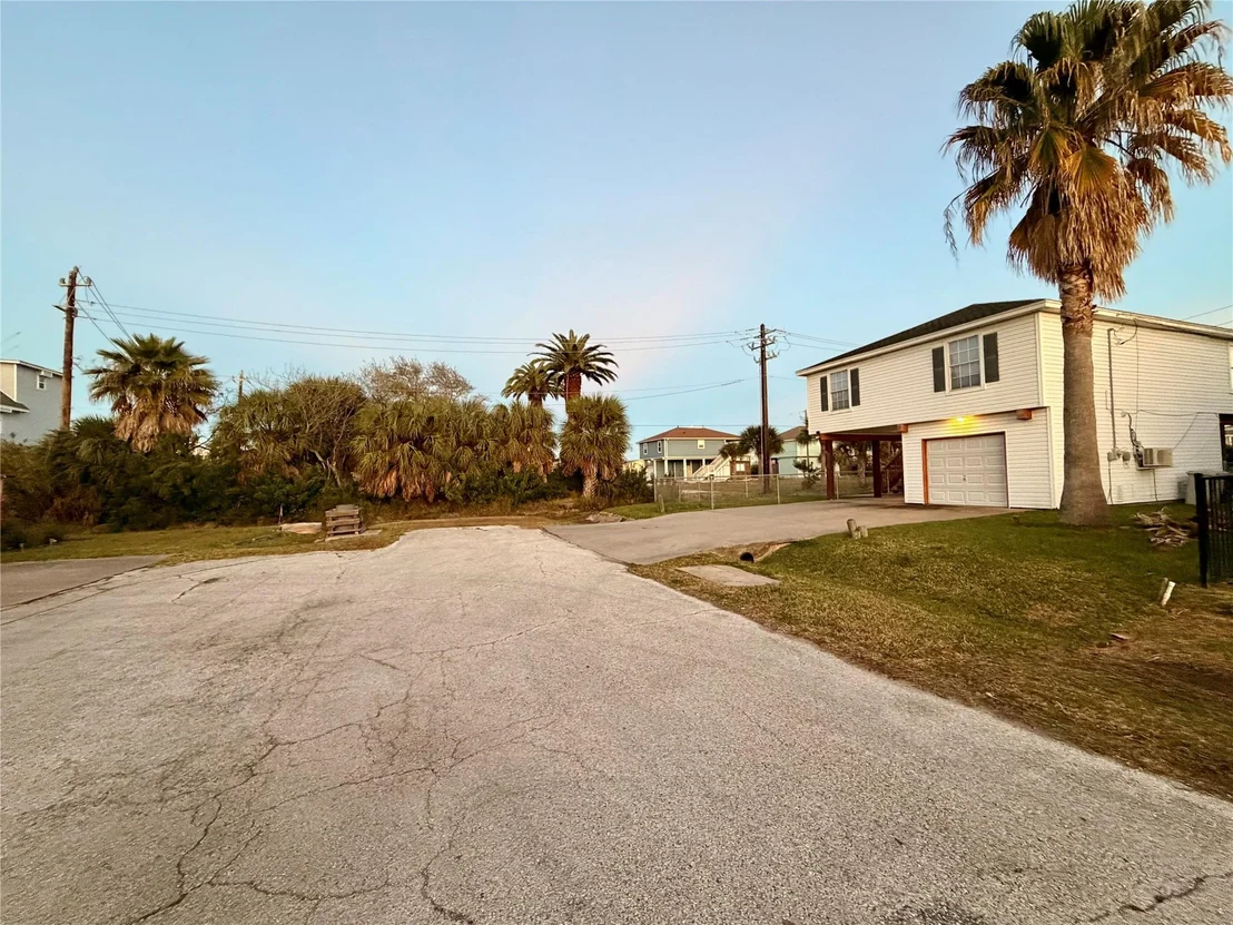 Photo of 16701 Moby Dick Drive
