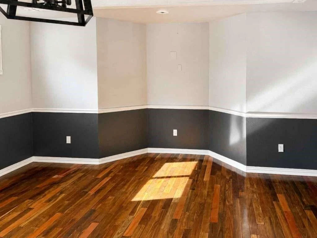 Photo of 108 W 9th Street