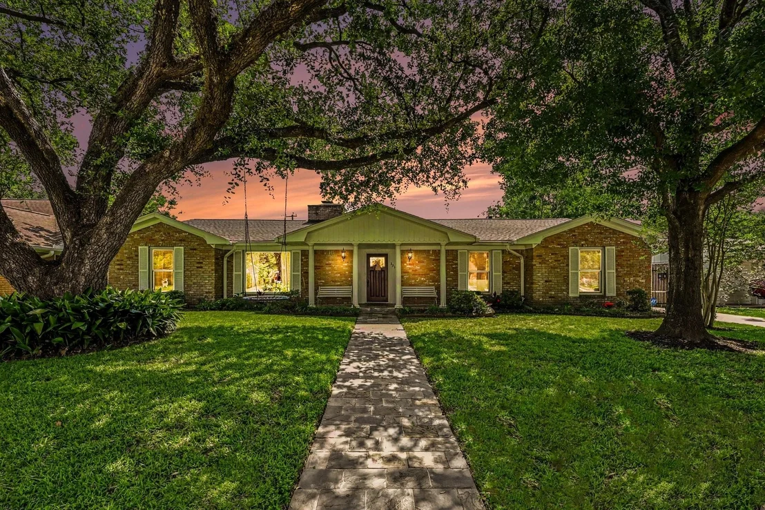 Photo of 3311 Longfield Circle