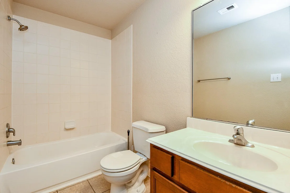 Photo of 2927 Empire Oaks Lane
