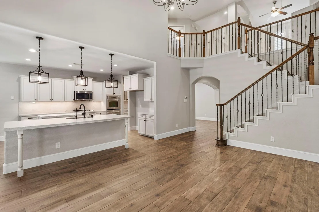 Photo of 155 W Wading Pond Circle