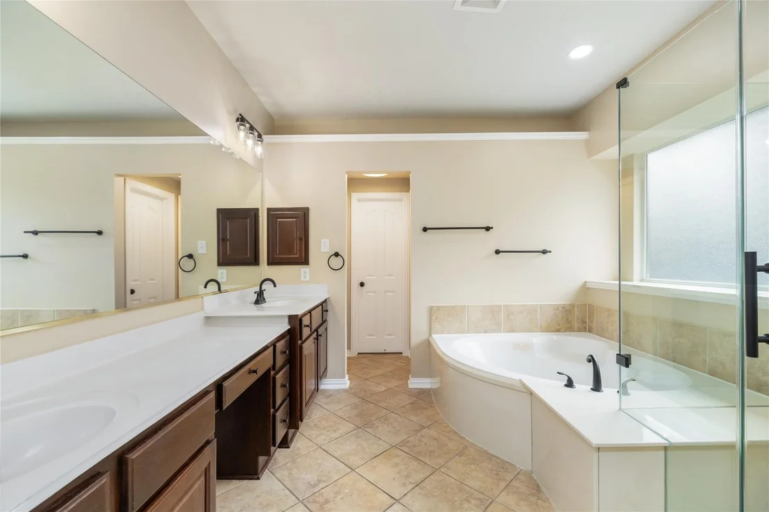 Photo of 6518 Briarstone Lane