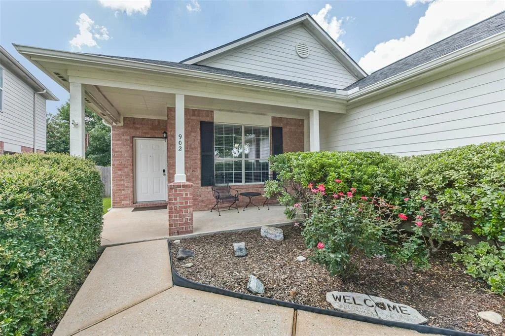 Photo of 902 Parsonfield Court
