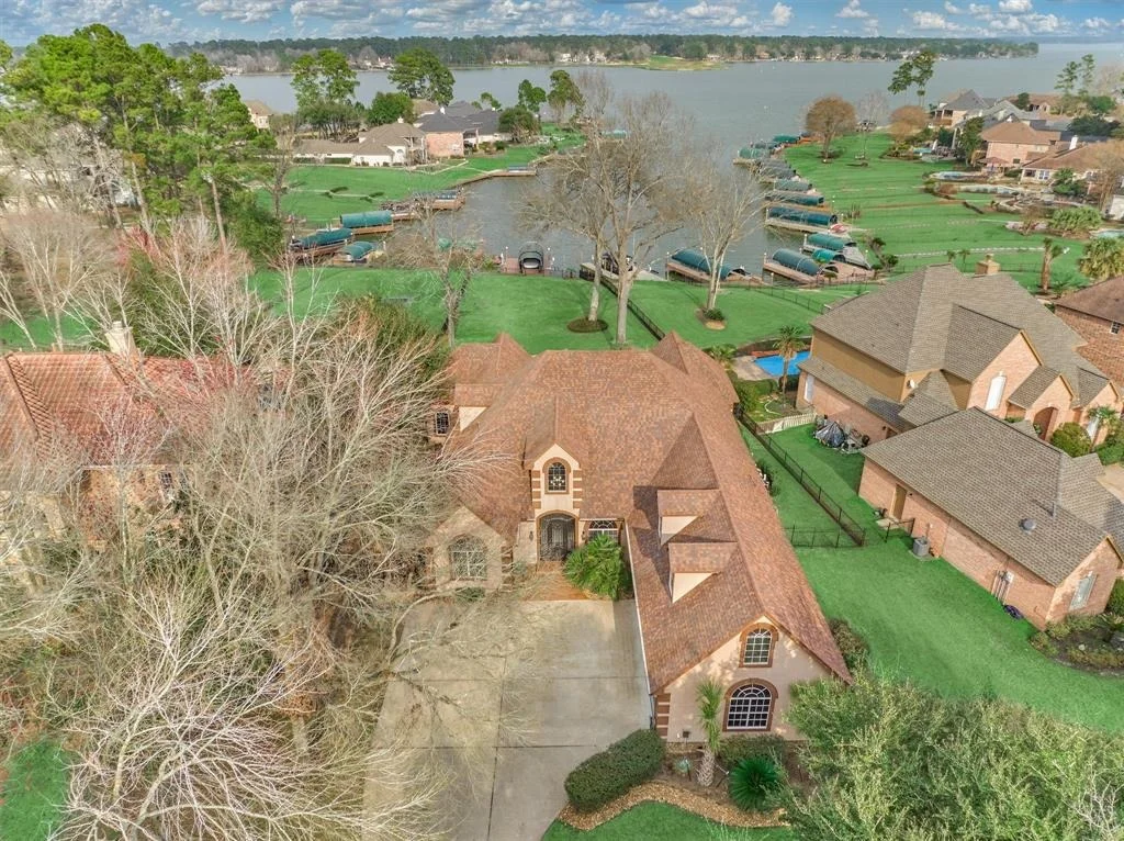 Photo of 1010 The Cliffs Boulevard