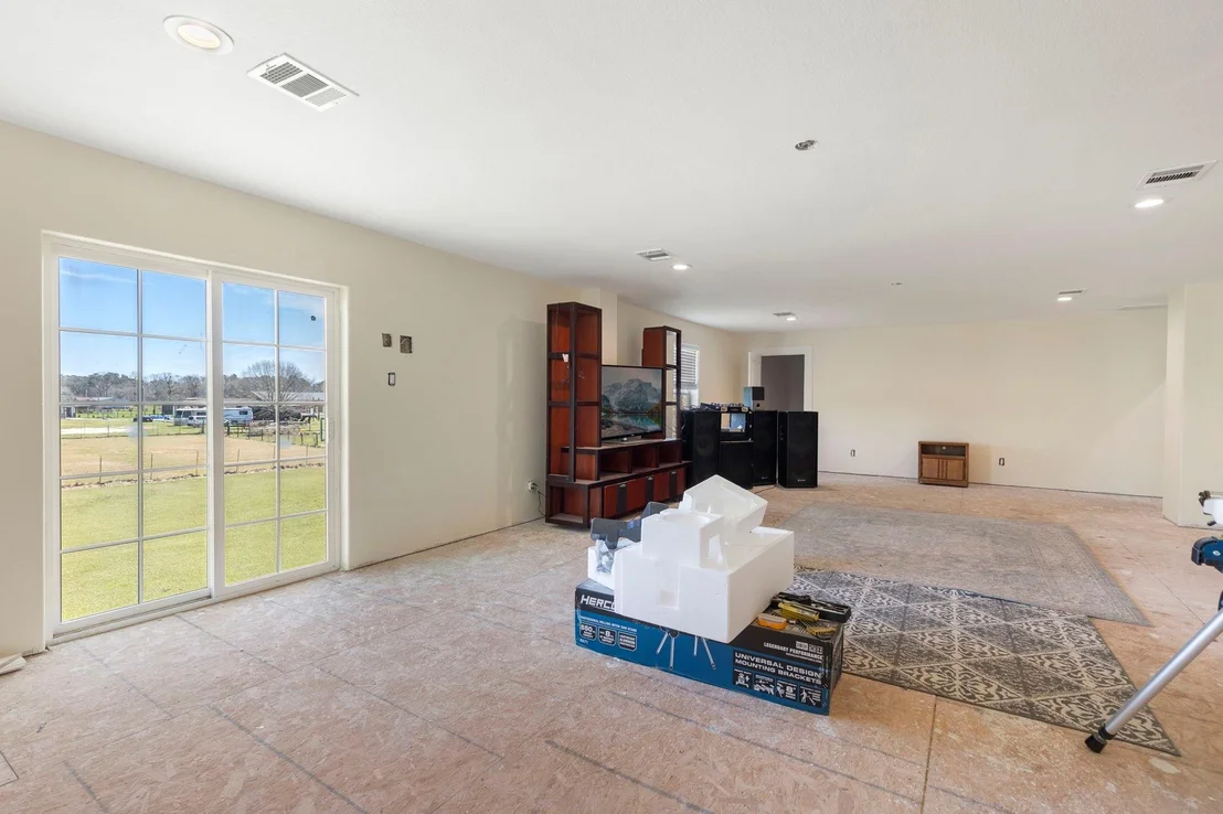 Photo of 2464 N Walker Road