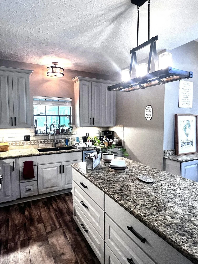 Photo of 4335 Harvey Road