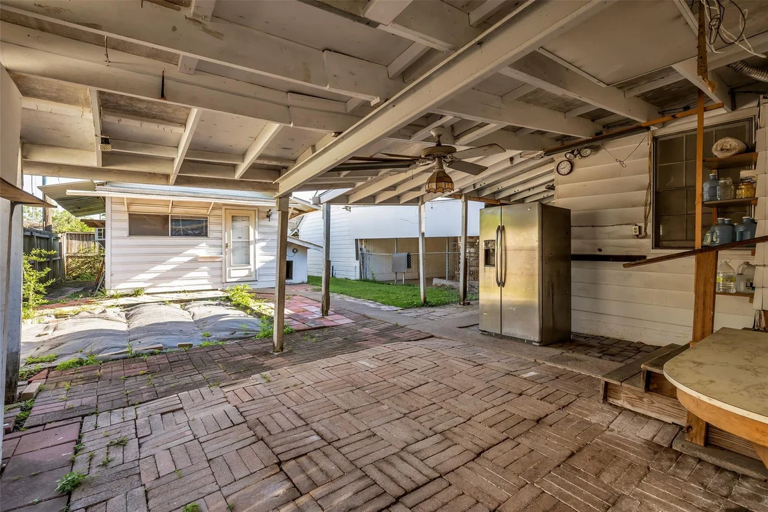 Photo of 218 Olive Avenue