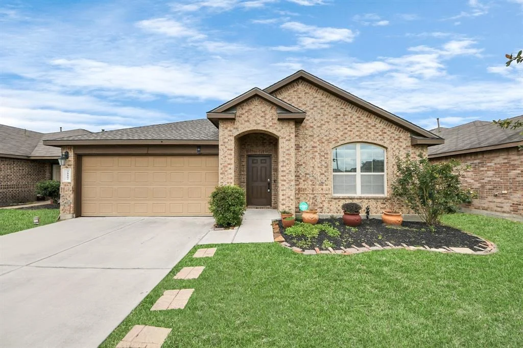 Photo of 28802 Innes Park Place
