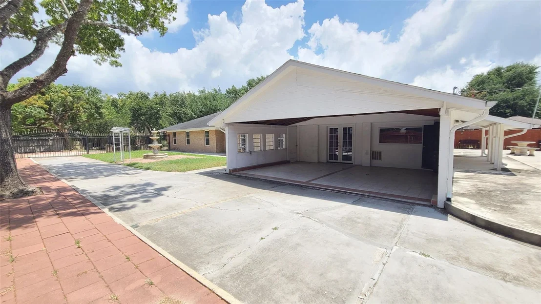 Photo of 902 Ashford Parkway