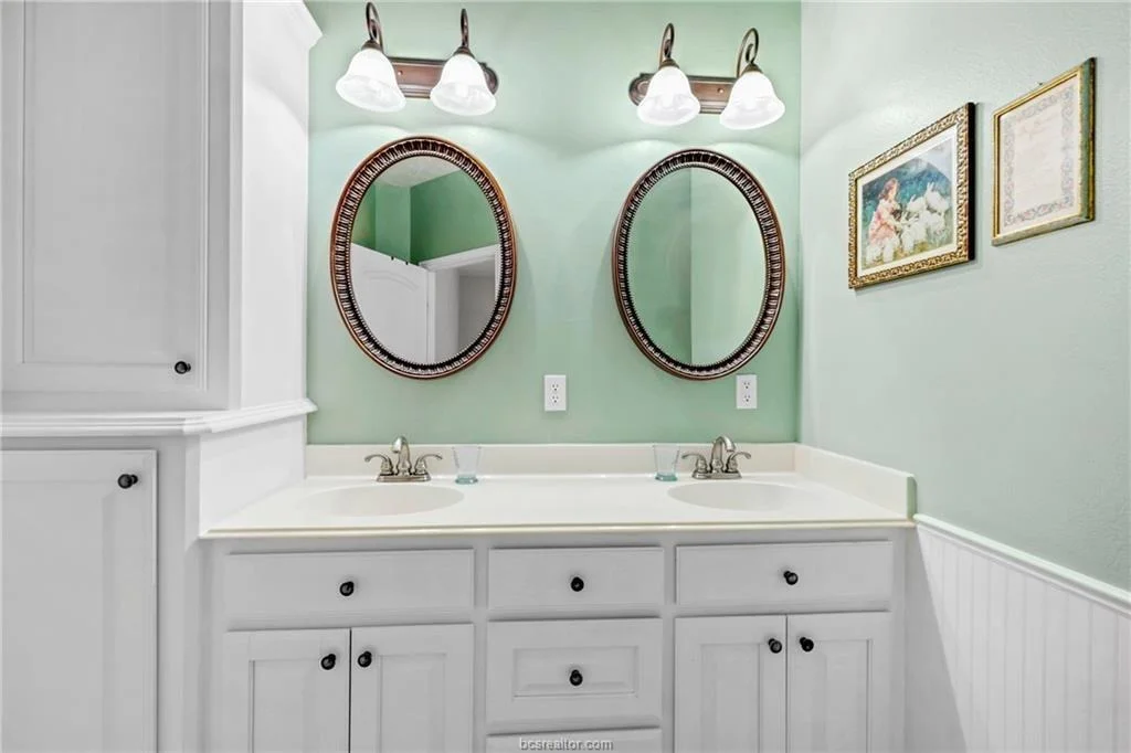 Photo of 4422 Quiet Waters