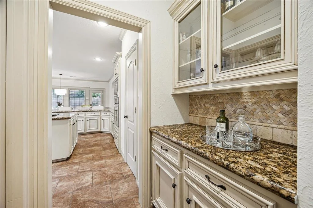 Photo of 1703 Windsor Park Drive