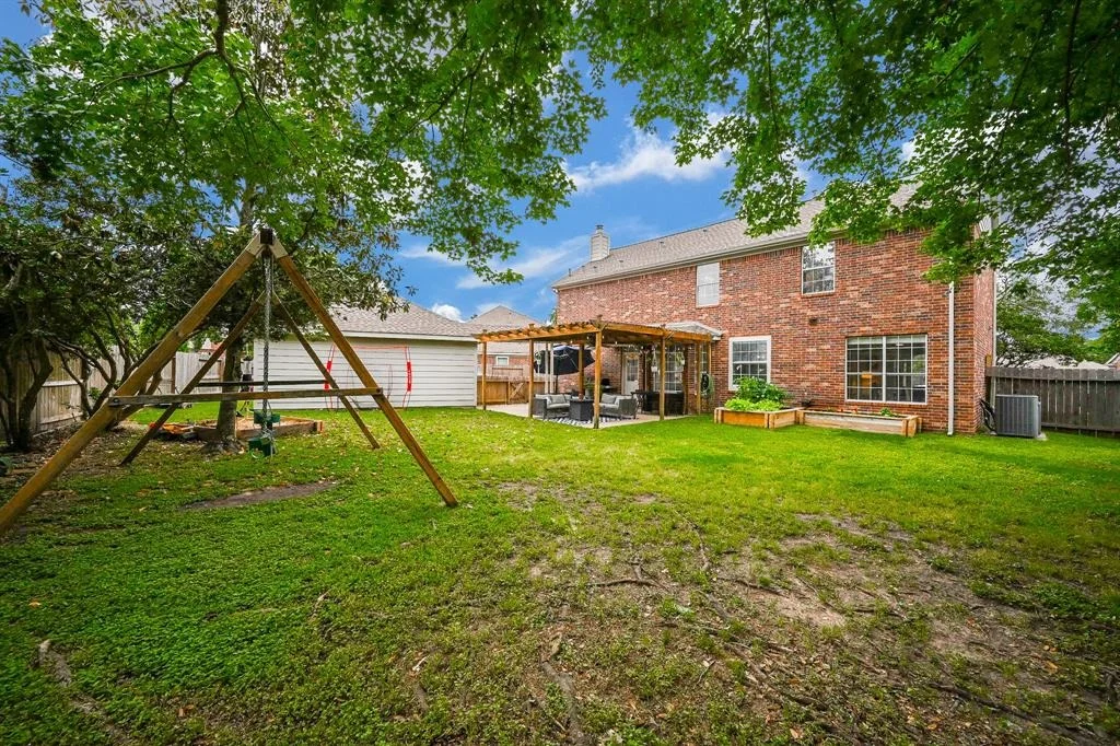 Photo of 1426 Roundleaf Court