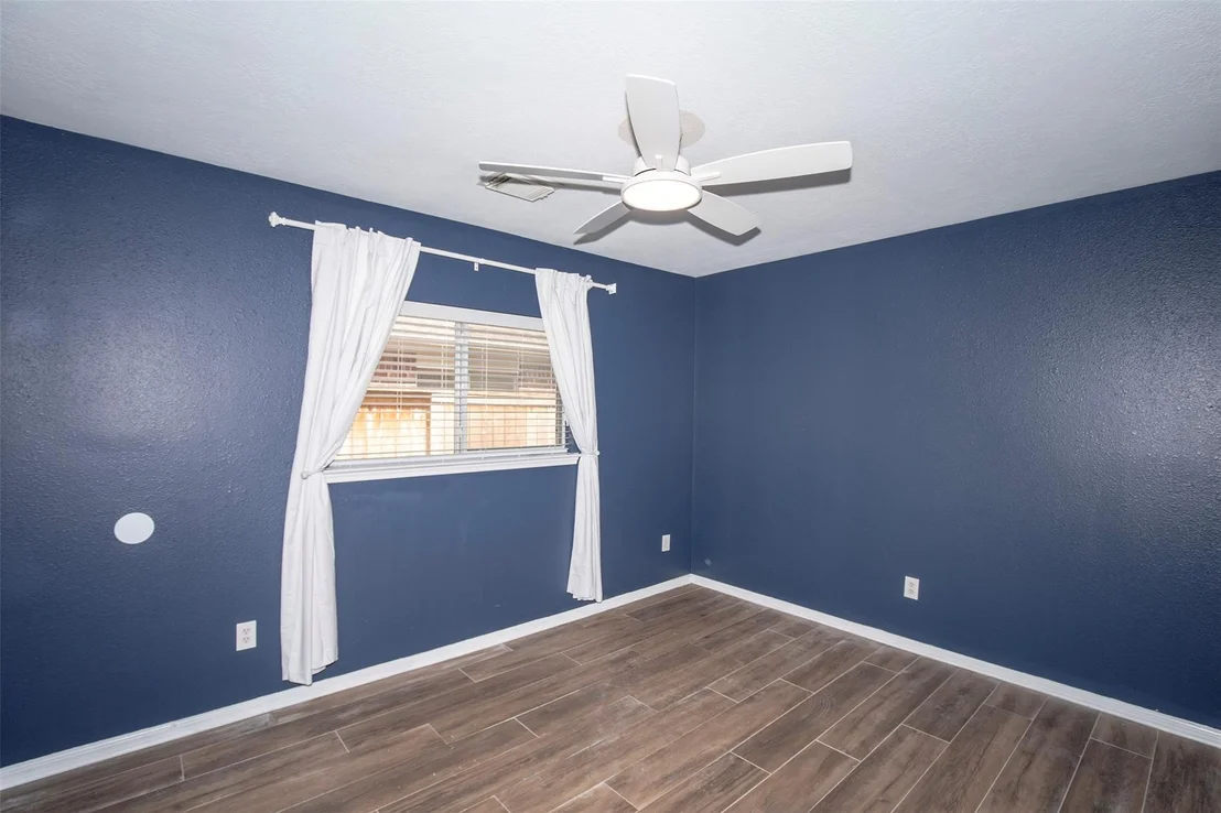 Photo of 8410 Kirksage Drive