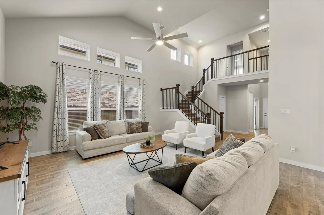 Photo of 2927 Neem Tree Lane