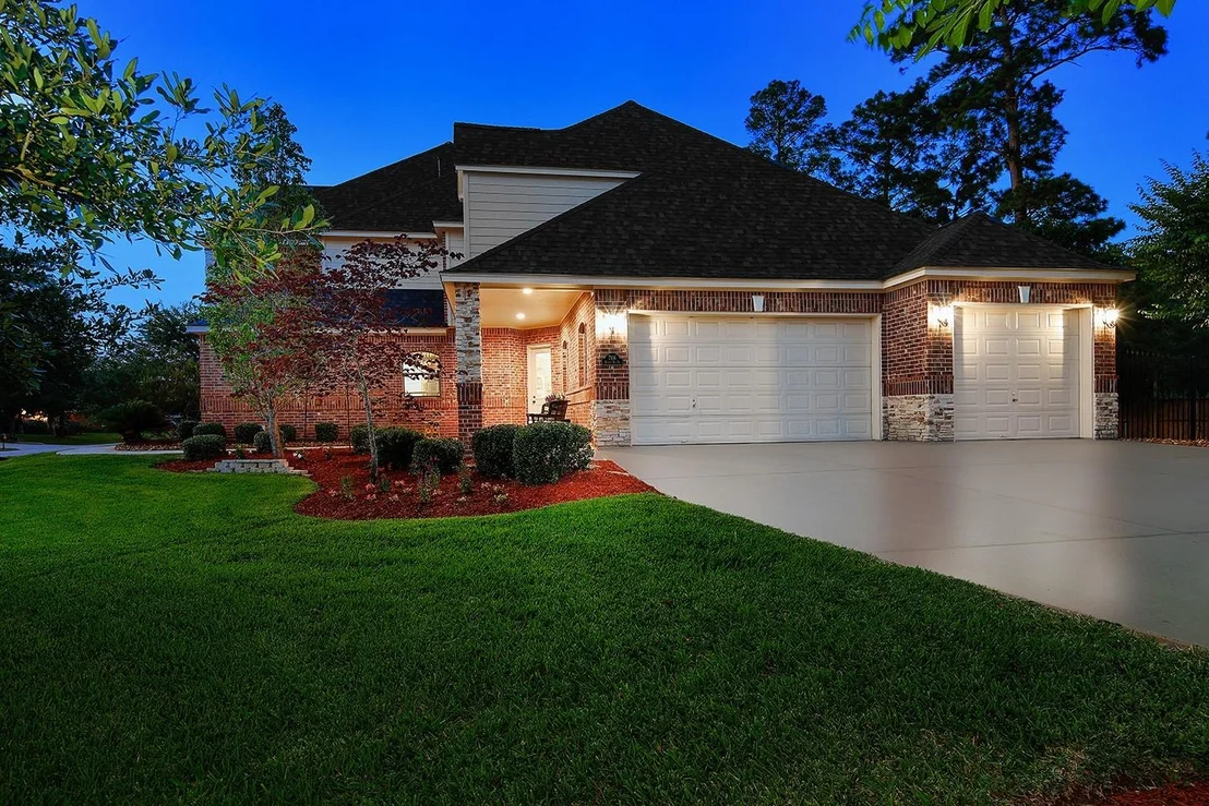 Photo of 7916 Wooded Way Drive