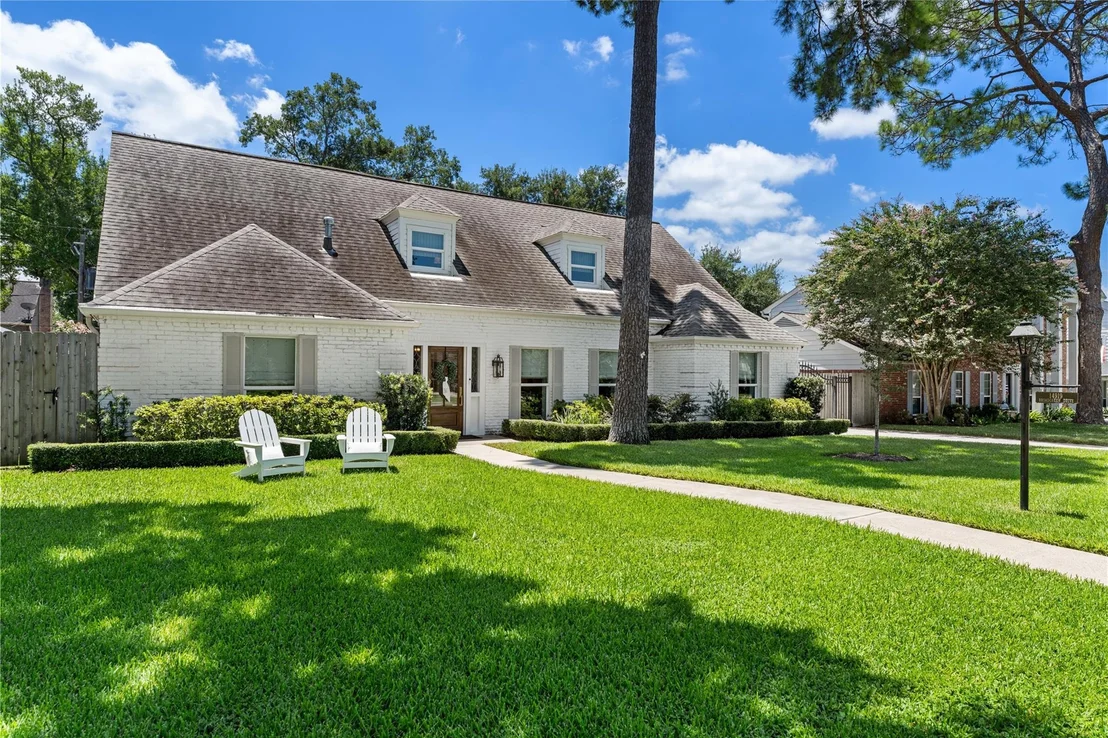 Photo of 14919 Broadgreen Drive
