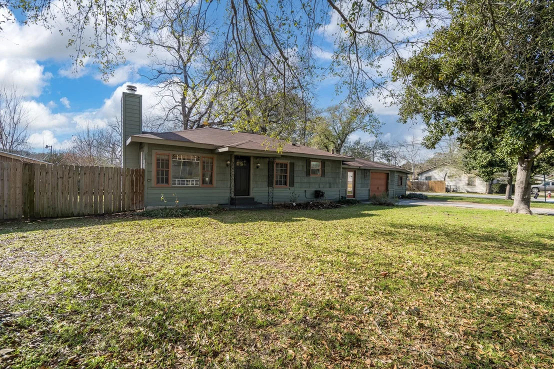 Photo of 306 Baker Drive